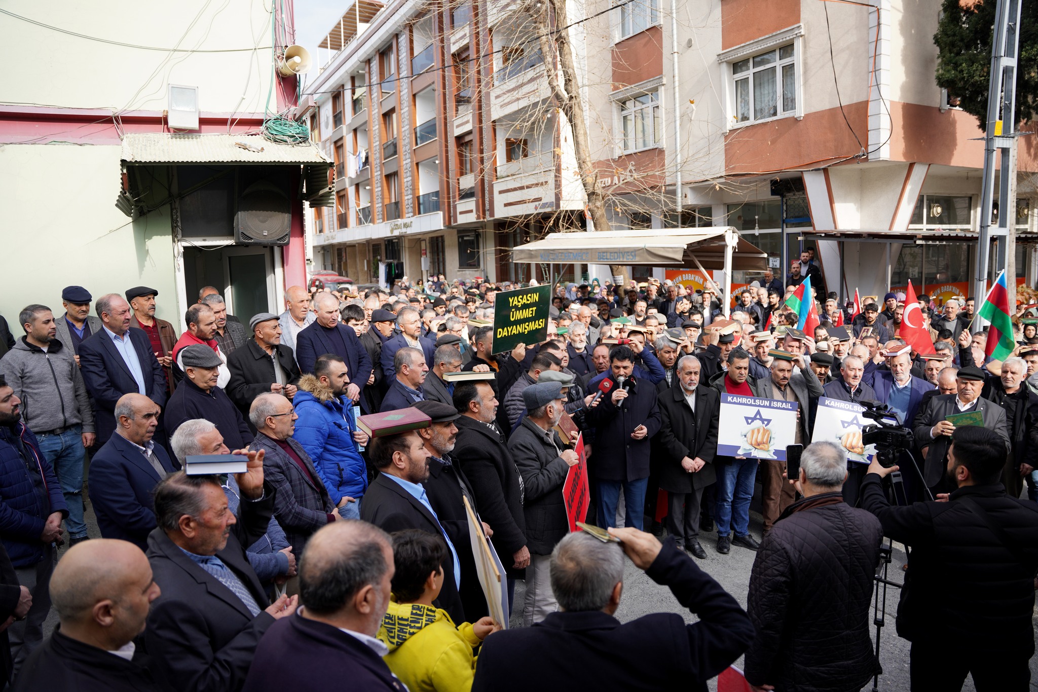 İsveçdə Quranın yandırılmasına Zeynəbiyədə etiraz - FOTO