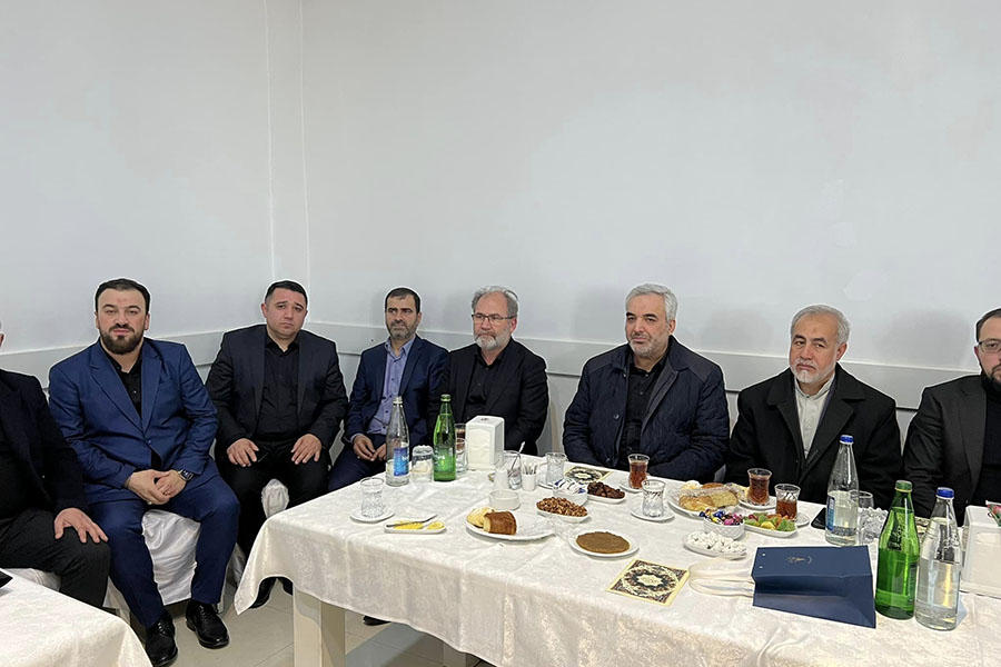 Türkiyənin tanınmış ilahiyyatçıları Hacı Şahinin yas mərasimində - FOTO