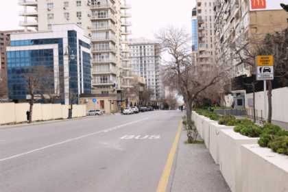 Bakıda avtobus zolaqlarında yeni minib-düşmə yerləri yaradılıb