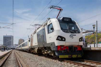 Bakı–Tbilisi–Bakı qatarlarında sərnişin yerlərinin sayı 2 dəfədən çox artırılıb