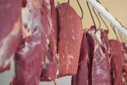 Bu ölkələrdən ət məhsullarının gətirilməsinə məhdudiyyət qoyuldu