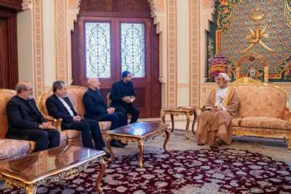 İranın danışıqlar qrupunun lideri Qalibaf Oman sultanı ilə görüşüb
