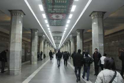 Metronun “20 Yanvar” stansiyasında işıqlanma sistemi yenilənib