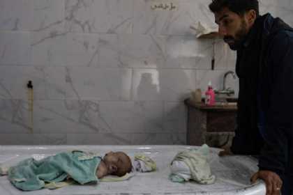 Qəzzada 10 uşaq soyuqdan can verdi