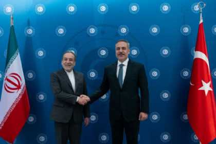 Rəsmi Tehran: Raketlərimiz müzakirə mövzusu deyil