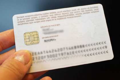 Uşağın vətəndaşlıq və ad almaq hüququ dəyişdirilir