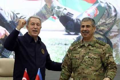 Zakir Həsənov və Hulusi Akar Azərbaycan-Türkiyə birgə təlimini izləyib