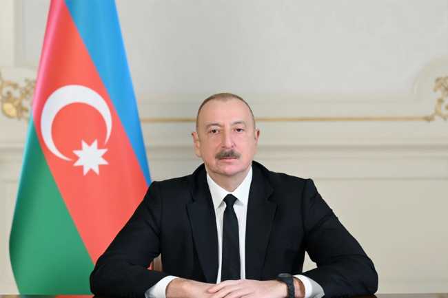 İlham Əliyev Küveyt Əmirini təbrik edib