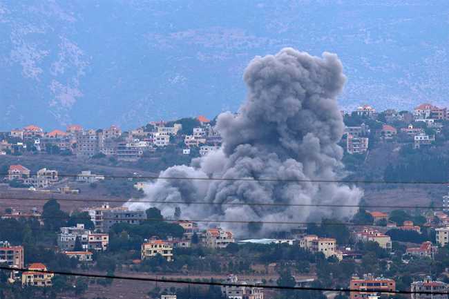 İsrail Livana intensiv hava hücumları həyata keçirib