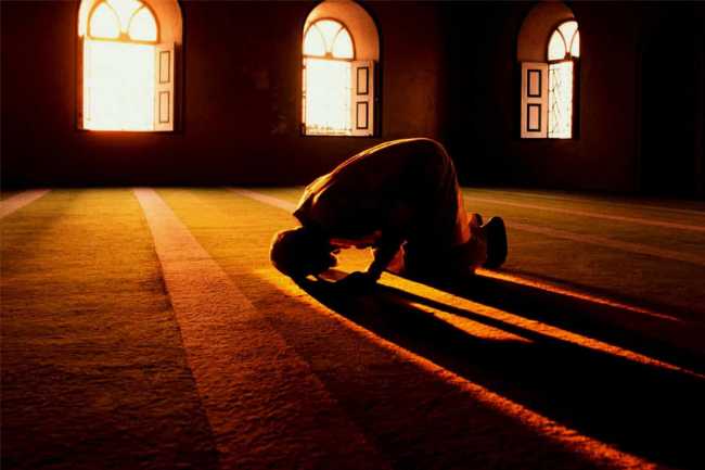 Namazın savabını 70 dəfə artıran əməl