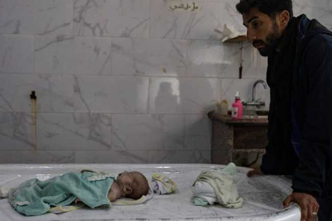 Qəzzada 10 uşaq soyuqdan can verdi