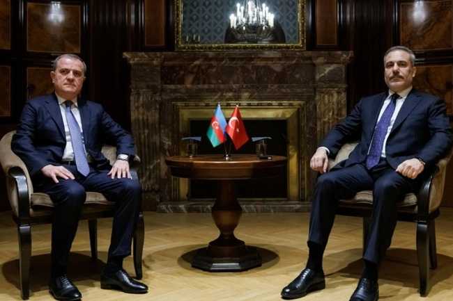 Türkiyə və Azərbaycan XİN başçıları regional məsələləri müzakirə ediblər