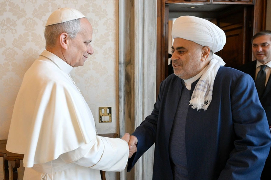 Allahşükür Paşazadə Roma Papasını Azərbaycana dəvət edib