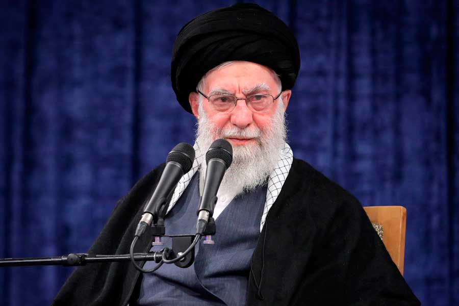 Ayətullah Xameneidən İrandakı etirazlarla bağlı açıqlama