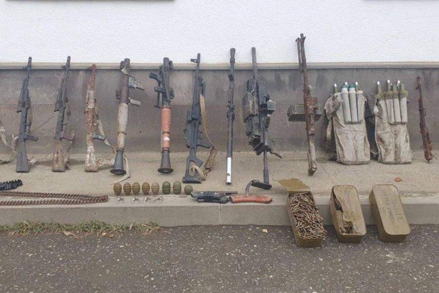 Azad edilmiş ərazilərdə 1079 döyüş silahı aşkar edilib