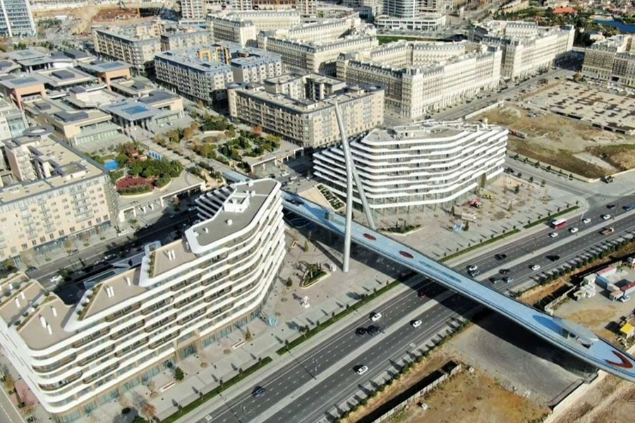 Bakıda unikal piyada körpüsü inşa edilib