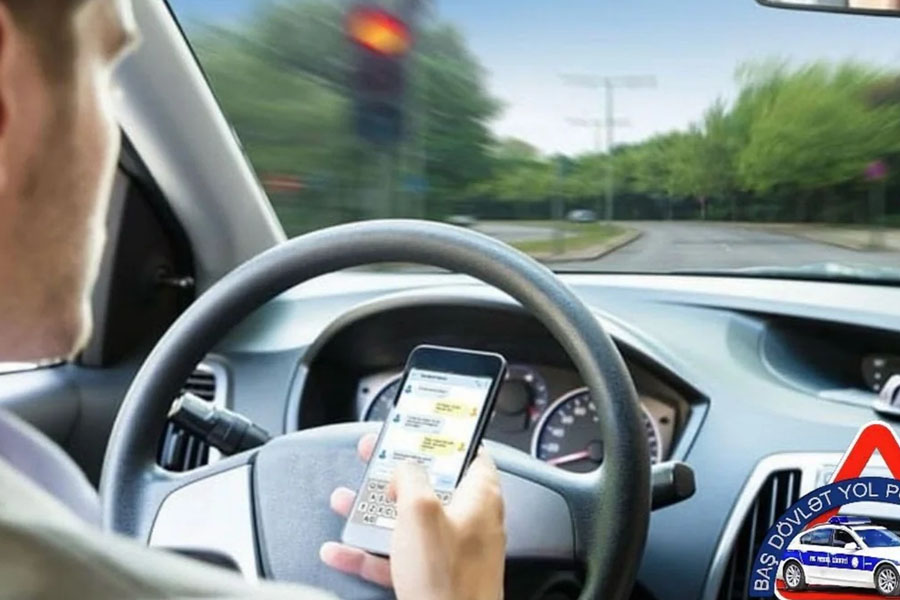 Bu il sükan arxasında mobil telefondan istifadə ilə bağlı 11 mindən çox sürücü cərimələnib