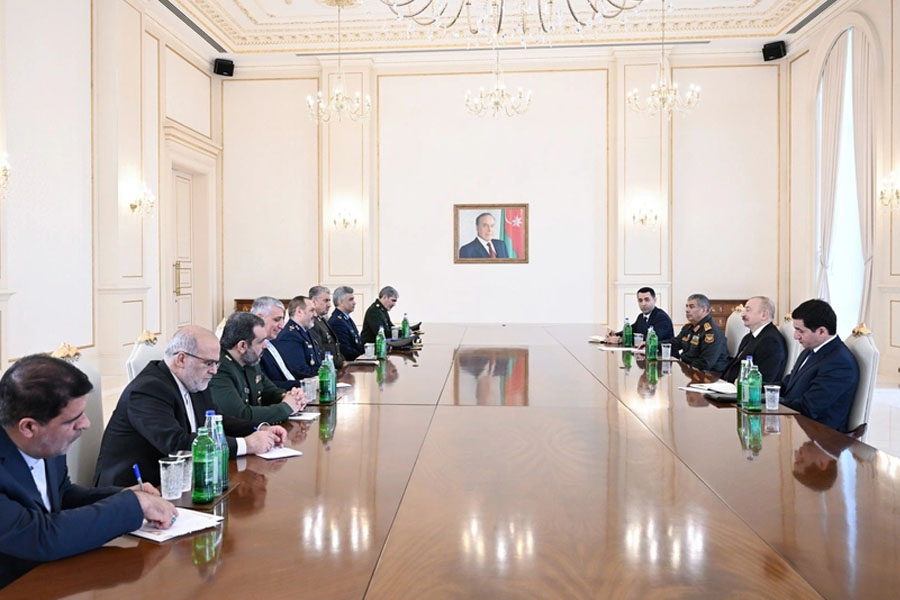 İham Əliyev İranın müdafiə və silahlı qüvvələrə dəstək nazirini qəbul edib