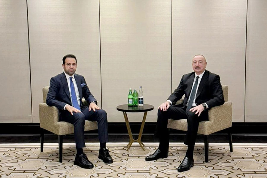 İlham Əliyev Əbu-Dabidə Müsəlman Ağsaqqalları Şurasının baş katibi ilə görüşüb