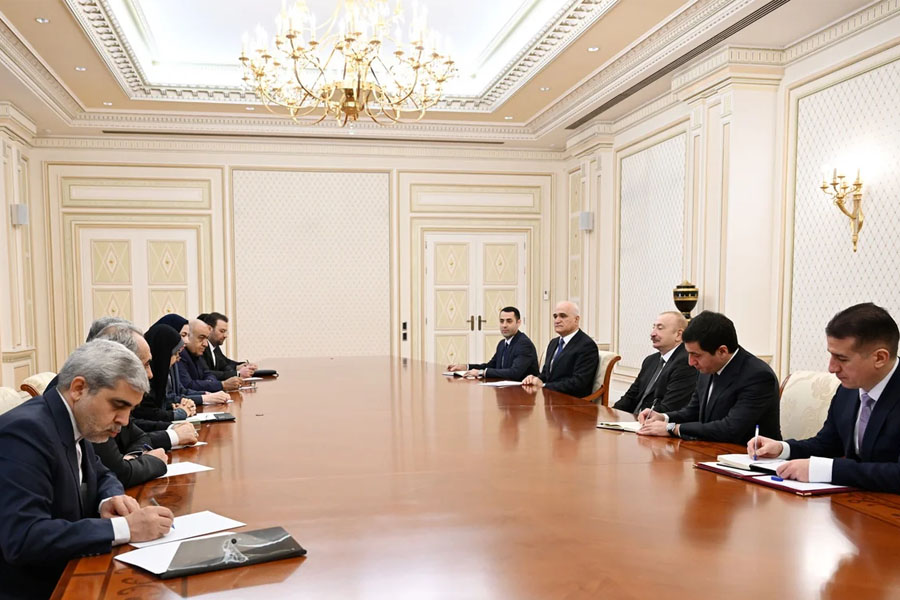 İlham Əliyev İranın yol və şəhərsalma nazirini qəbul edib