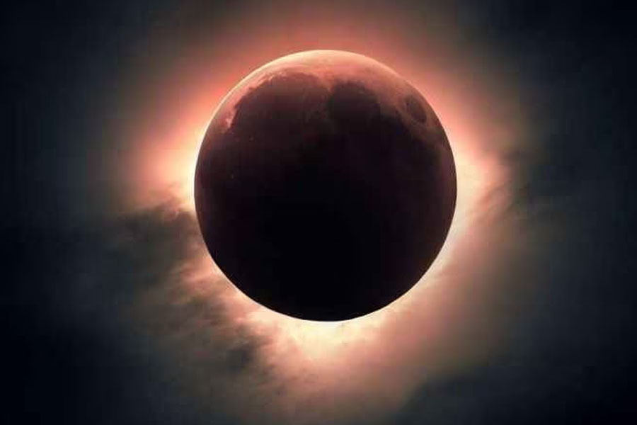 İlin ilk Ay tutulması başlayıb