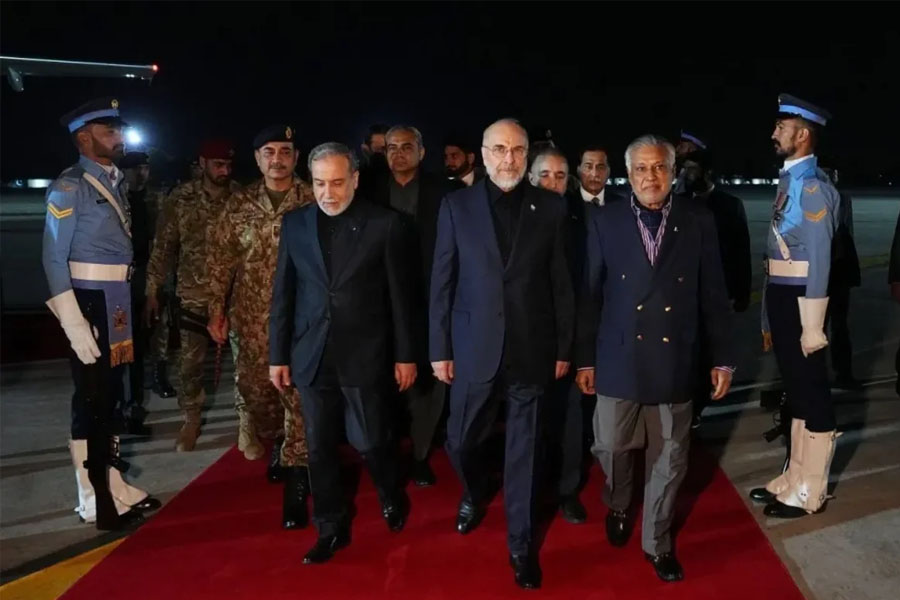 Qalibafın rəhbərlik etdiyi İran nümayəndə heyəti Pakistandadır