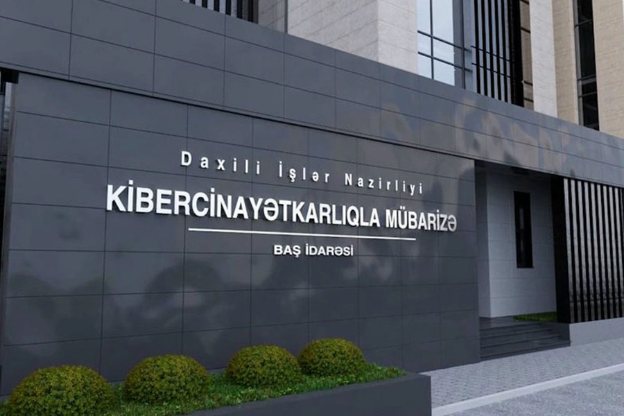 Sosial şəbəkədə 150-dən çox profilə müdaxilə edən haker həbs olunub