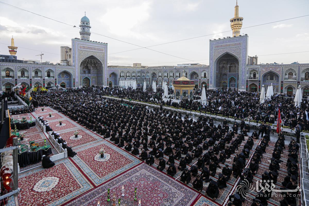 İmam Rza (ə) Ziyarətgahında qara bayraq qaldırılıb – FOTO