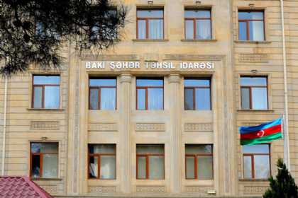 Jurnalistin övladının saçına irad bildirən müəllim töhmət alıb