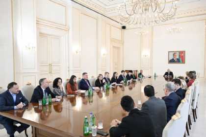 İlham Əliyev ABŞ Ticarət Palatasının nümayəndə heyətini qəbul edib