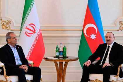 İlham Əliyev Məsud Pezeşkiana zəng edib