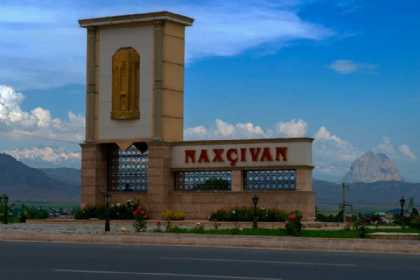 Moskva və Qars müqavilələrinin adı Naxçıvan Konstitusiyasından çıxarılır