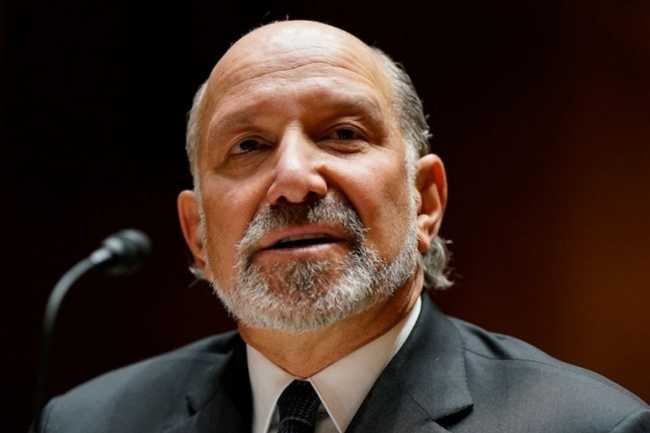 ABŞ-ın Ticarət nazirindən etiraf: Epşteyn adasında olmuşam