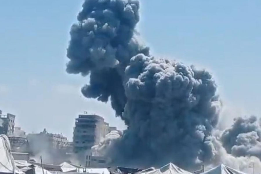 İsrail Qəzzada daha bir binanı tamamilə dağıtdı