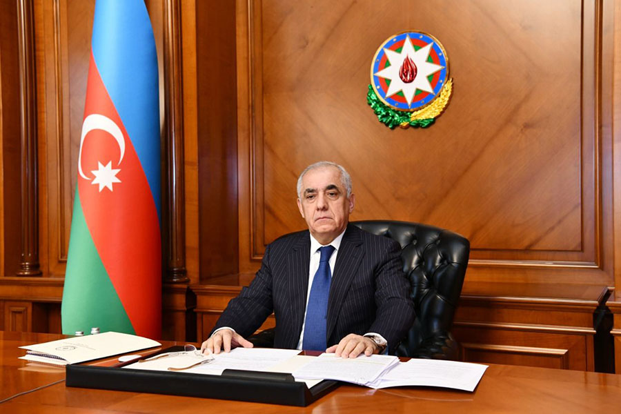 Əli Əsədov Ermənistanın nazir müavininin böhtanına cavab verib